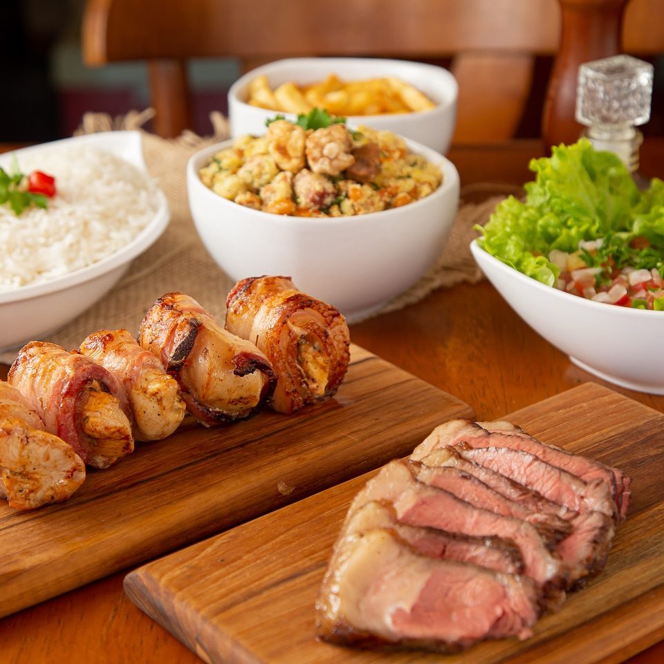 Prato executivo com churrasco